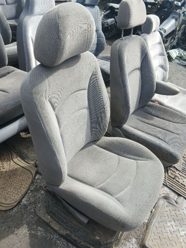 КРЕСЛОВОД Кресло водительское Стратус 2 Chrysler — фото 2